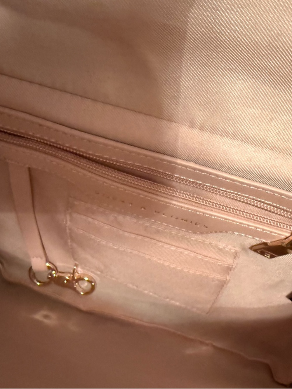 Poppy and Peonies 
LARGE sidekick/crossbody
***NWOT*** - Picture 8 of 8